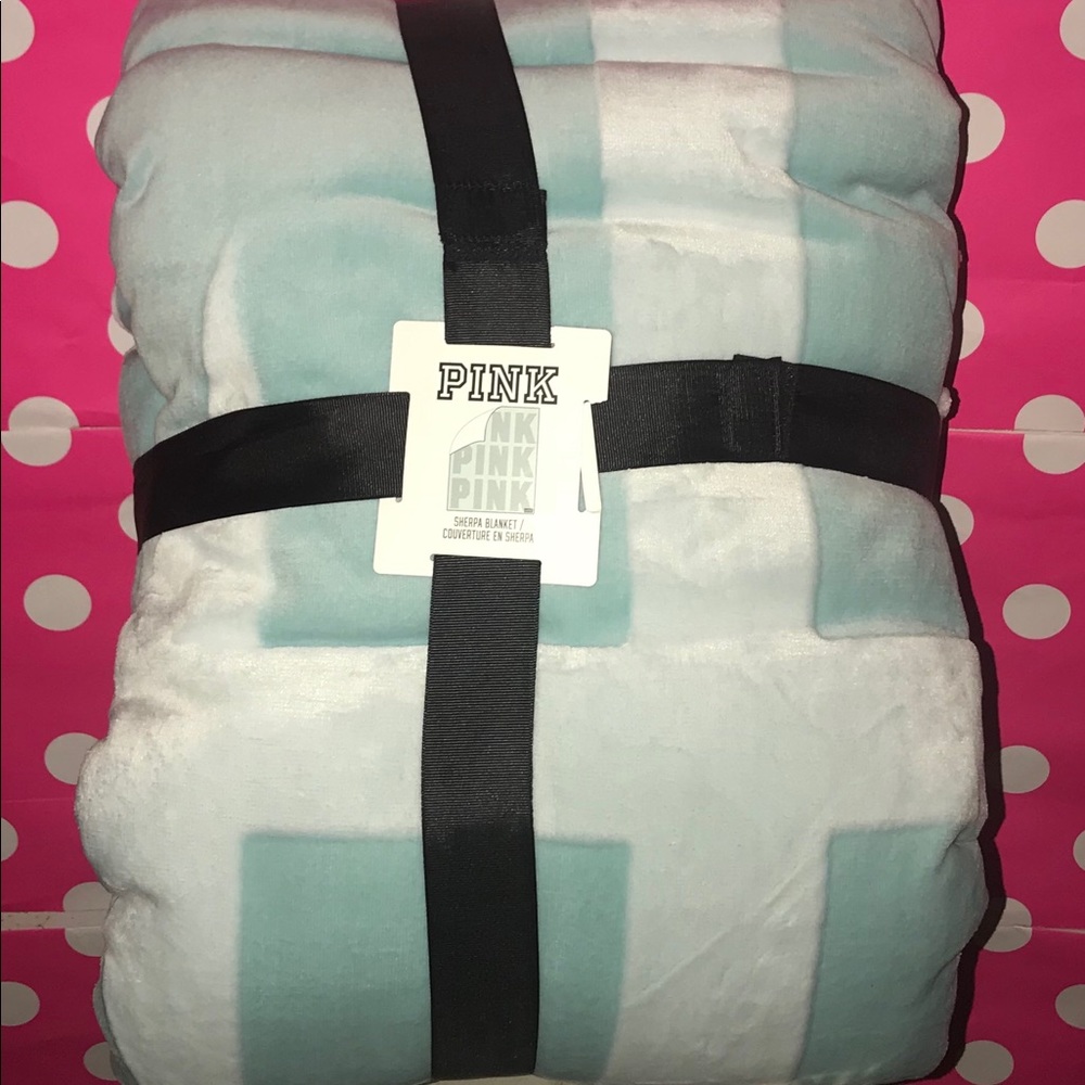 Victoria Secret Pink Sherpa